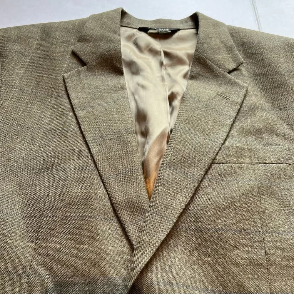 Jos A. Bank Men's Silk and Wool Sport Coat Olive W/ blue and tan stripe Size 40R